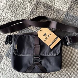 Lochby Field Sling NWT Bumblee